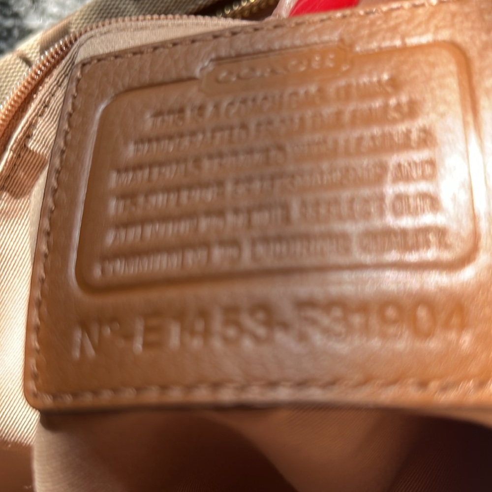 Coach Bag - Picture 4 of 7